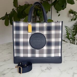 Coach Dempsey Tote 40 with Garden Plaid Print & Coach Patch C8200 Midnight Navy
